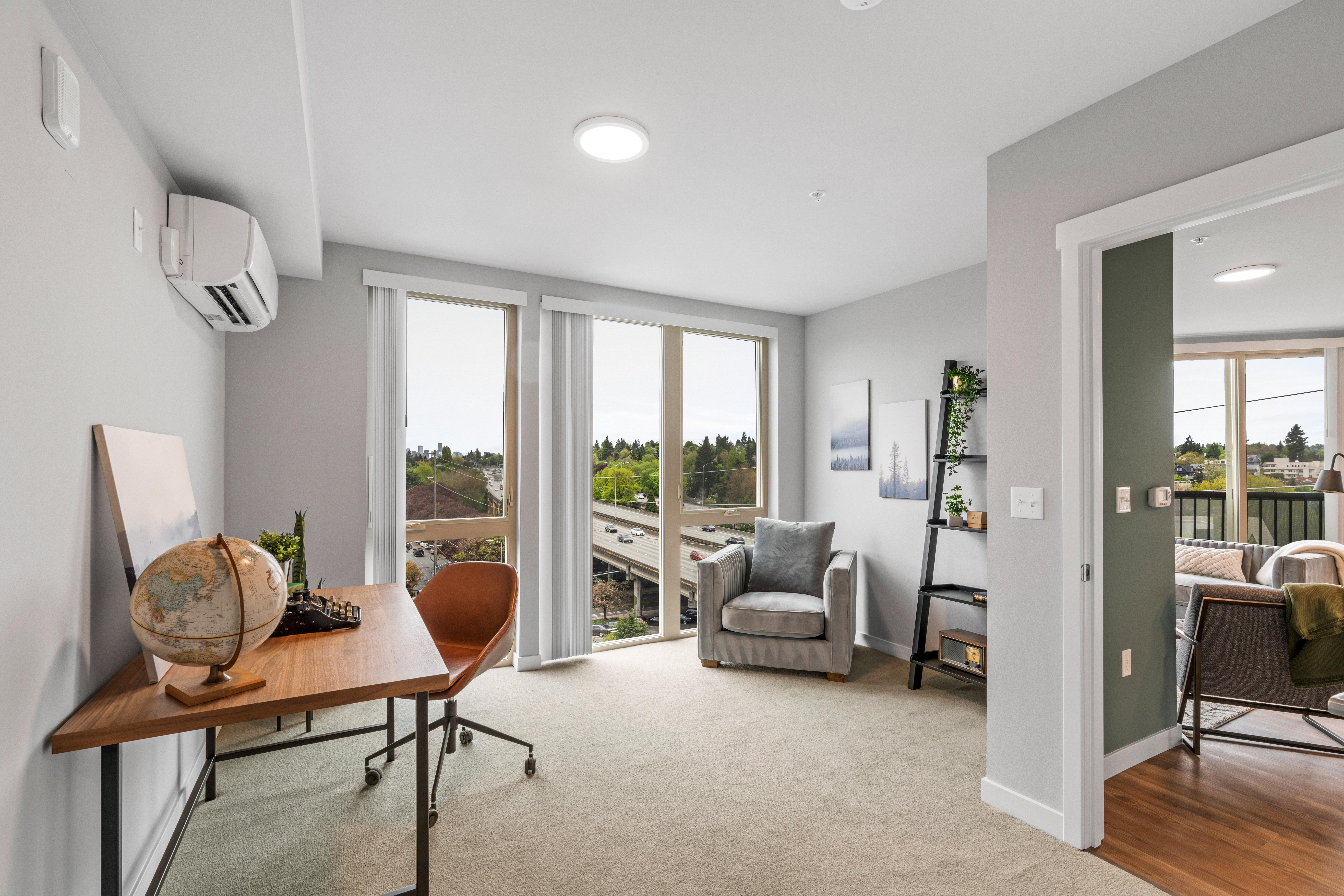 Iron Flats, Maude & Theo — image 3